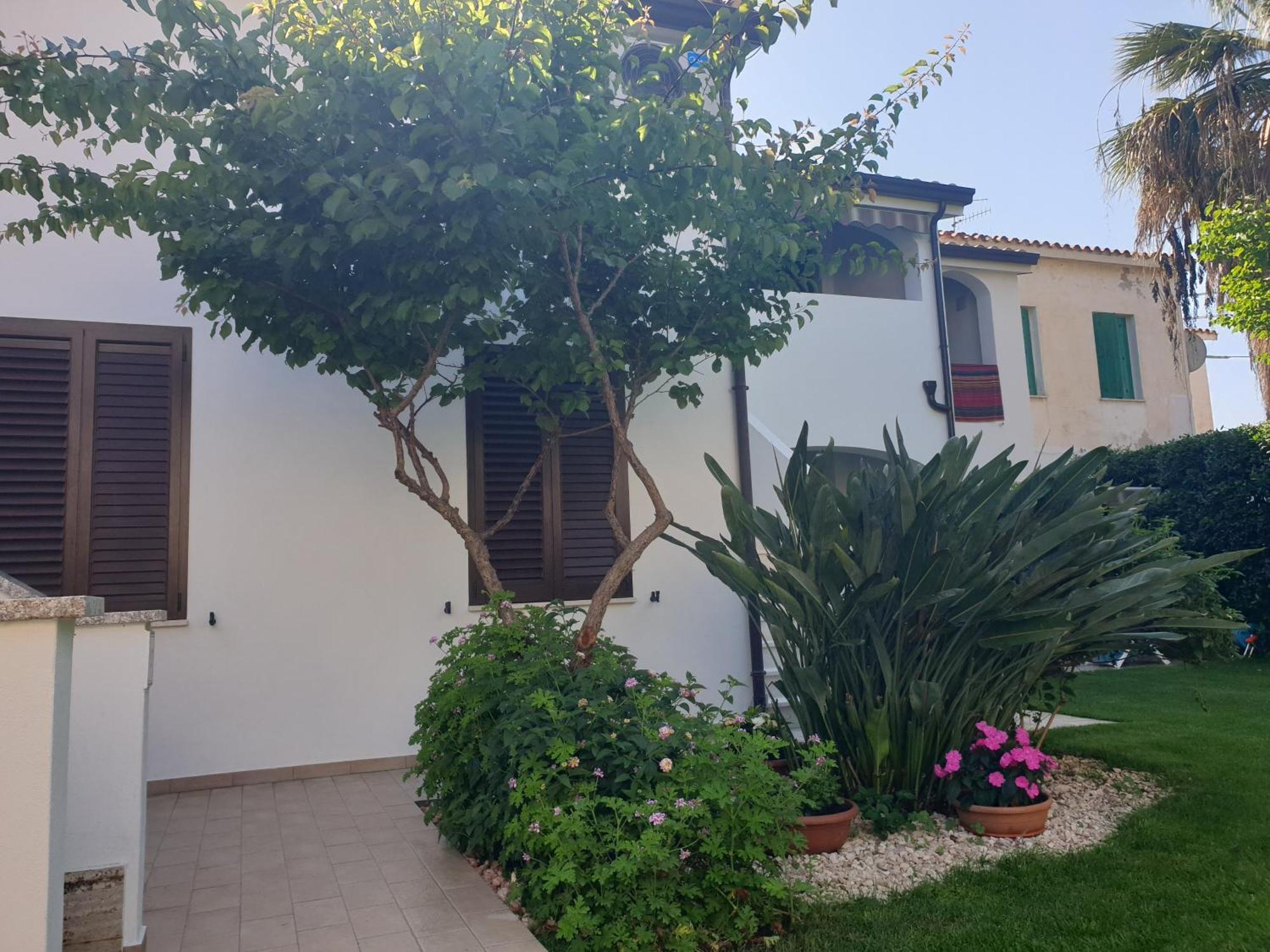 La Casa Di Laura Apartment Tortolì Exterior foto