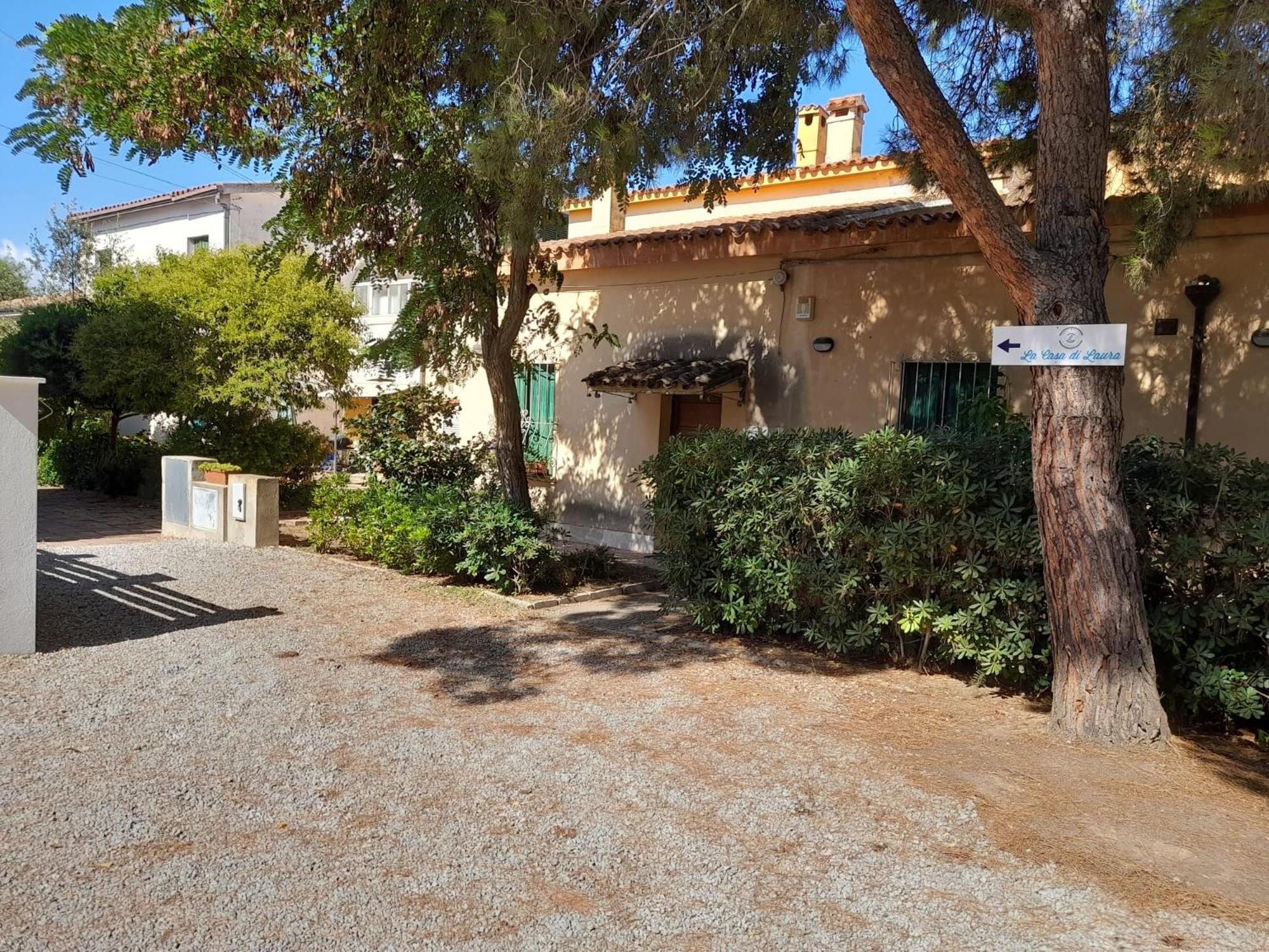 La Casa Di Laura Apartment Tortolì Exterior foto