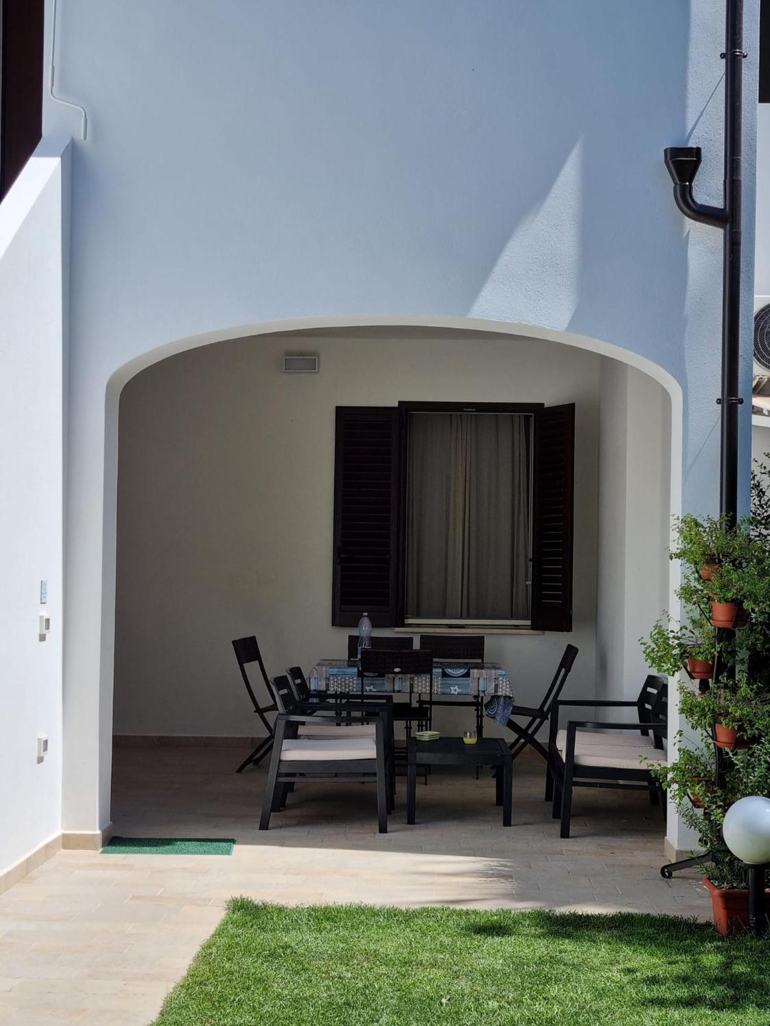 La Casa Di Laura Apartment Tortolì Exterior foto